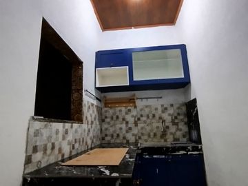 Dikontrakan Rumah Keluarga 2 Lantai Dalam Cluster One Gate Way Jakarta Timur - Bekasi Kota