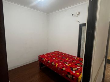 Dikontrakan Rumah Keluarga 2 Lantai Dalam Cluster One Gate Way Jakarta Timur - Bekasi Kota