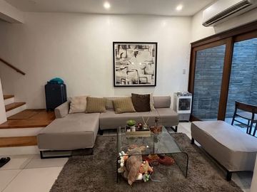 For sale Townhouse at Mariposa Townhouse, Bagong Lipunan, Quezon City. Lowest in the Market!