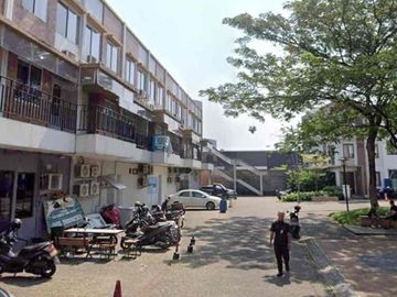 DISEWAKAN RUKO CANTIK 3,5 LANTAI