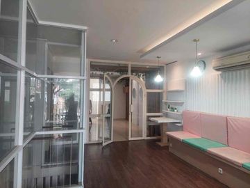 DISEWAKAN RUKO CANTIK 3,5 LANTAI