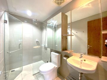 Disewakan Apartemen Springhill Terrace Tower Sandalwood Type 2 Kamar Fully Furnish