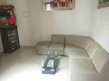 Dijual Rumah 2 lt 6 x 20 m2 di Citra 1 ada 3 kt 3 km Shm hadap selatan ada furniture, Ayo survei & nego yuk!!