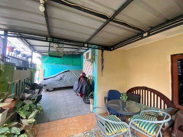 rumah Taman anggrek plumbon