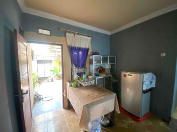rumah Taman anggrek plumbon