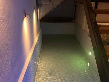Departamento en venta totalmente amueblado y equipado a 7 min de la Playa con alberca