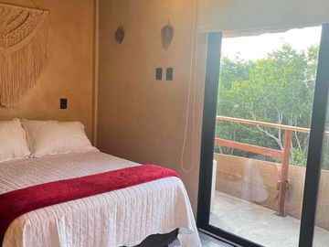 Departamento en venta totalmente amueblado y equipado a 7 min de la Playa con alberca