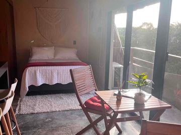Departamento en venta totalmente amueblado y equipado a 7 min de la Playa con alberca