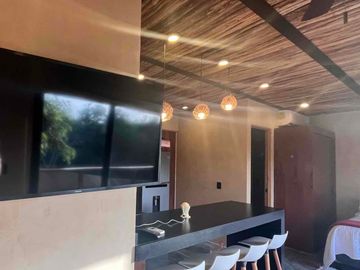Departamento en venta totalmente amueblado y equipado a 7 min de la Playa con alberca
