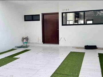VENTA CASA EN GUADALAJARA. ZAPOPAN. JALISCO