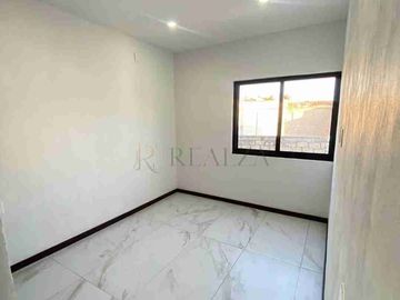 VENTA CASA EN GUADALAJARA. ZAPOPAN. JALISCO