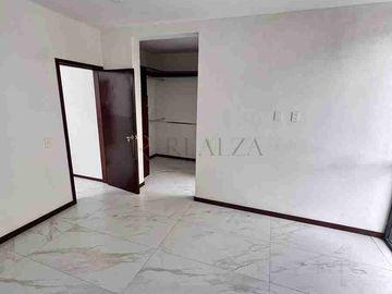 VENTA CASA EN GUADALAJARA. ZAPOPAN. JALISCO