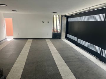 CASA EN RENTA EN LOMAS DEL CAMPESTRE EN LEON, GUANAJUATO