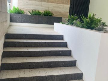CASA EN RENTA EN LOMAS DEL CAMPESTRE EN LEON, GUANAJUATO
