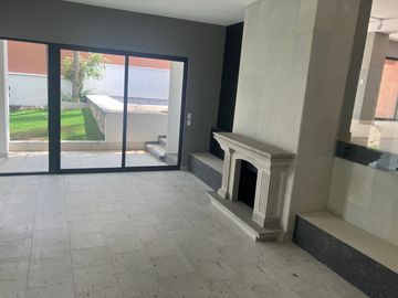 CASA EN RENTA EN LOMAS DEL CAMPESTRE EN LEON, GUANAJUATO
