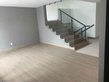 CASA EN RENTA EN LOMAS DEL CAMPESTRE EN LEON, GUANAJUATO