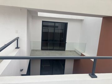 CASA EN RENTA EN LOMAS DEL CAMPESTRE EN LEON, GUANAJUATO