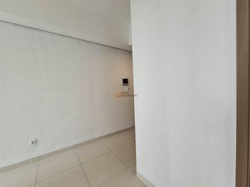 Unit Langka, Akan Jadi Rebutan! Apartemen 2BR Unfurnish / Kosongan Di Taman Anggrek Residences Dekat Mall Dan Universitas