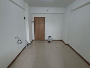 Jual Murah Apartemen Green Palm Residence Cengkareng Jakarta Barat Lokasi Bagus Siap Huni