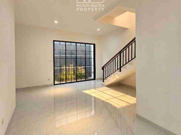 DIJUAL RUMAH BARU BANGUN, BRAND NEW SIAP HUNI!! MAHOGANI PARK BINTARO