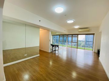 VERVE RESIDENCES Tower 1: 3BR For Rent, 16th floor, 128 sqm, Semi-furnished, facing Civic Park, 1 parking, P150,000 per month.