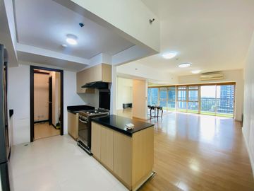 VERVE RESIDENCES Tower 1: 3BR For Rent, 16th floor, 128 sqm, Semi-furnished, facing Civic Park, 1 parking, P150,000 per month.