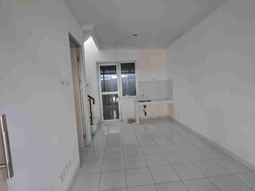 Disewakan Rumah 7C Gading Serpong