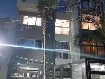 departamento de 2 ambientes en Moron sur