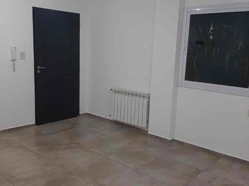 departamento de 2 ambientes en Moron sur