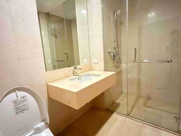 For Lease Fully furnished 2BR Grand Hyatt Residences
