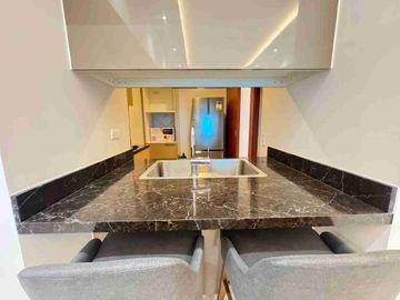 For Lease Fully furnished 2BR Grand Hyatt Residences