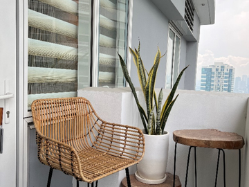 65 SQM Fully-Furnished 1BR Condo for Rent in Oranbo, Pasig City at The Royalton at Capitol