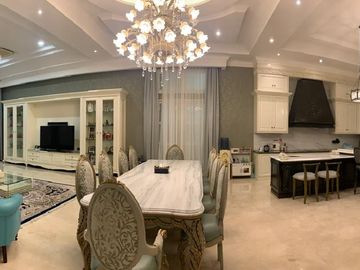 DIJUAL VILLA SUPER BESAR, MEWAH & FURNISH, COCOK UNTUK KELUARGA BESAR!