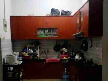 RUMAH STRATEGIS SAWAH BESAR 3,5 LANTAI DISEKITARNYA USAHA SPARE PART