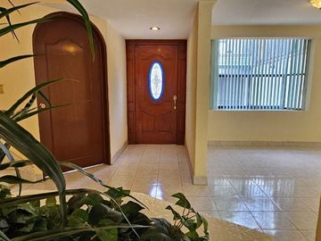 Casa en renta en Acueducto de Guadalupe, Gustavo A. Madero