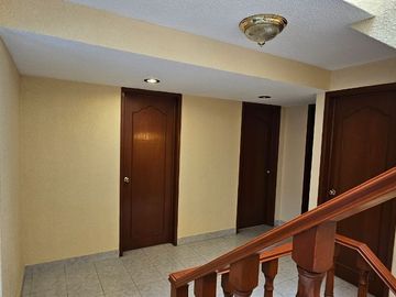 Casa en renta en Acueducto de Guadalupe, Gustavo A. Madero