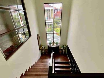 rumah terlalu mewah ada kolam renang tapi murah di duren tiga, jaksel