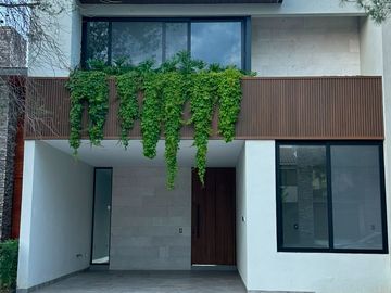 CASA EN VENTA EN LA CAMPIÑA DEL BOSQUE CLUSTER 1