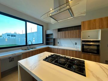 CASA EN VENTA EN LA CAMPIÑA DEL BOSQUE CLUSTER 1