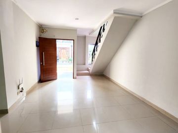 S758 Jual Cepat Rumah Murah di Premier Riviera Jatinegara Jakarta Timur