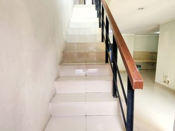 S758 Jual Cepat Rumah Murah di Premier Riviera Jatinegara Jakarta Timur