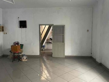 UNDER NJOP! Rumah + 2 Toko di Jembatan 2 Raya | LT 210 m² | Rp3,6 M Nego