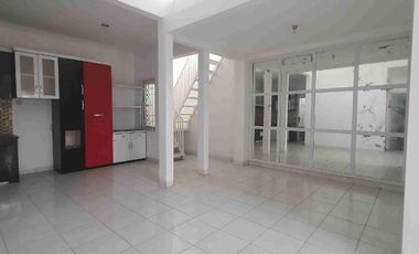 rumah Bagus di Cibubur Country