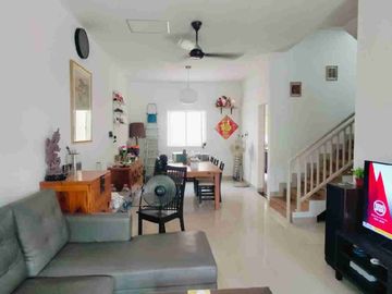Murah Banget Rumah di Paragon Hill dekat Mall Botania 2 di Batam Centre
