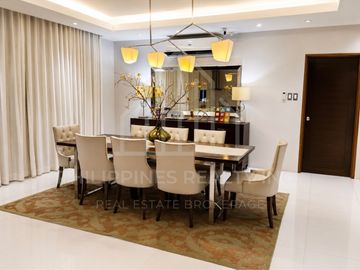 5 Bedroom Interior-decorated House