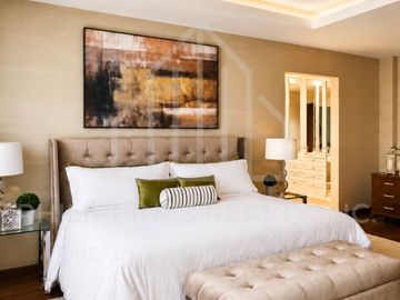 5 Bedroom Interior-decorated House