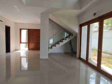 Rumah Dalam Cluster di Bukit Indah Sukajadi dekat dengan Ksquare Mall