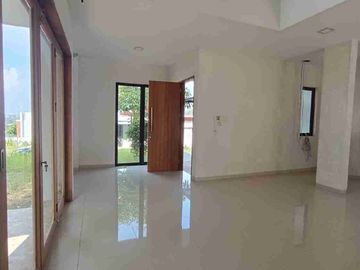 Rumah Dalam Cluster di Bukit Indah Sukajadi dekat dengan Ksquare Mall