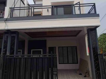 dijual rumah baru di citra raya Cikupa bundaran 3