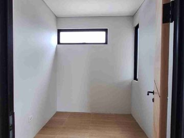 DIJUAL – Rumah Hoek 2 Lantai Brand New Dekat Tol Karawaci 🏠✨